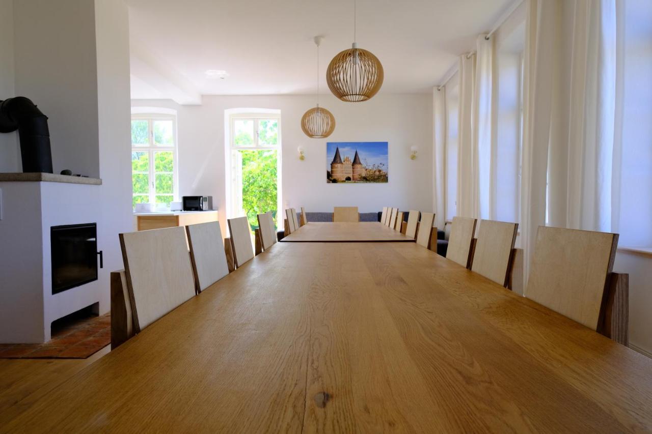 Gutshaus Fewo Luebeck Dassow Buitenkant foto